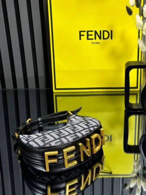 İthal Fendi Kadın El Çantası